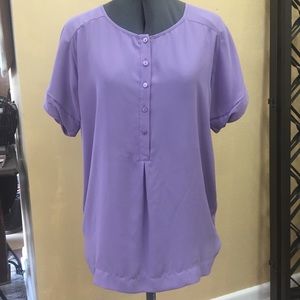 Joe fresh flowy flattering top. Med